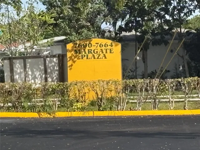 $2,100 | 1040 Northwest 80th Avenue, Unit 205, Margate, FL 33063