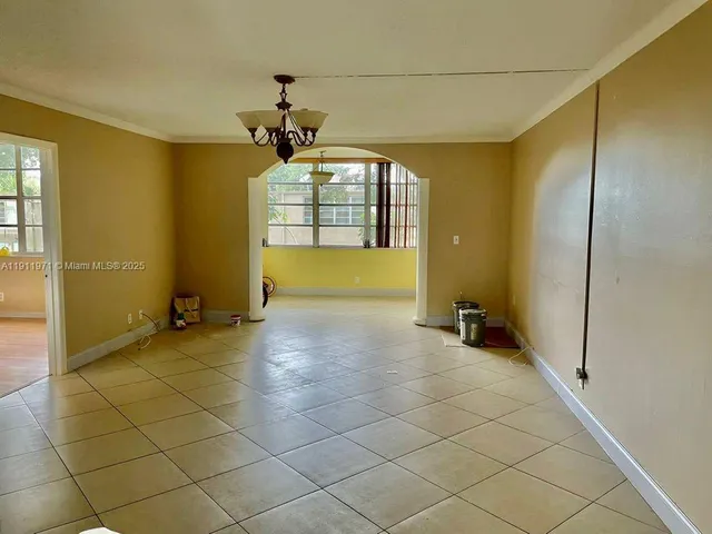 $2,100 | 1040 Northwest 80th Avenue, Unit 205, Margate, FL 33063