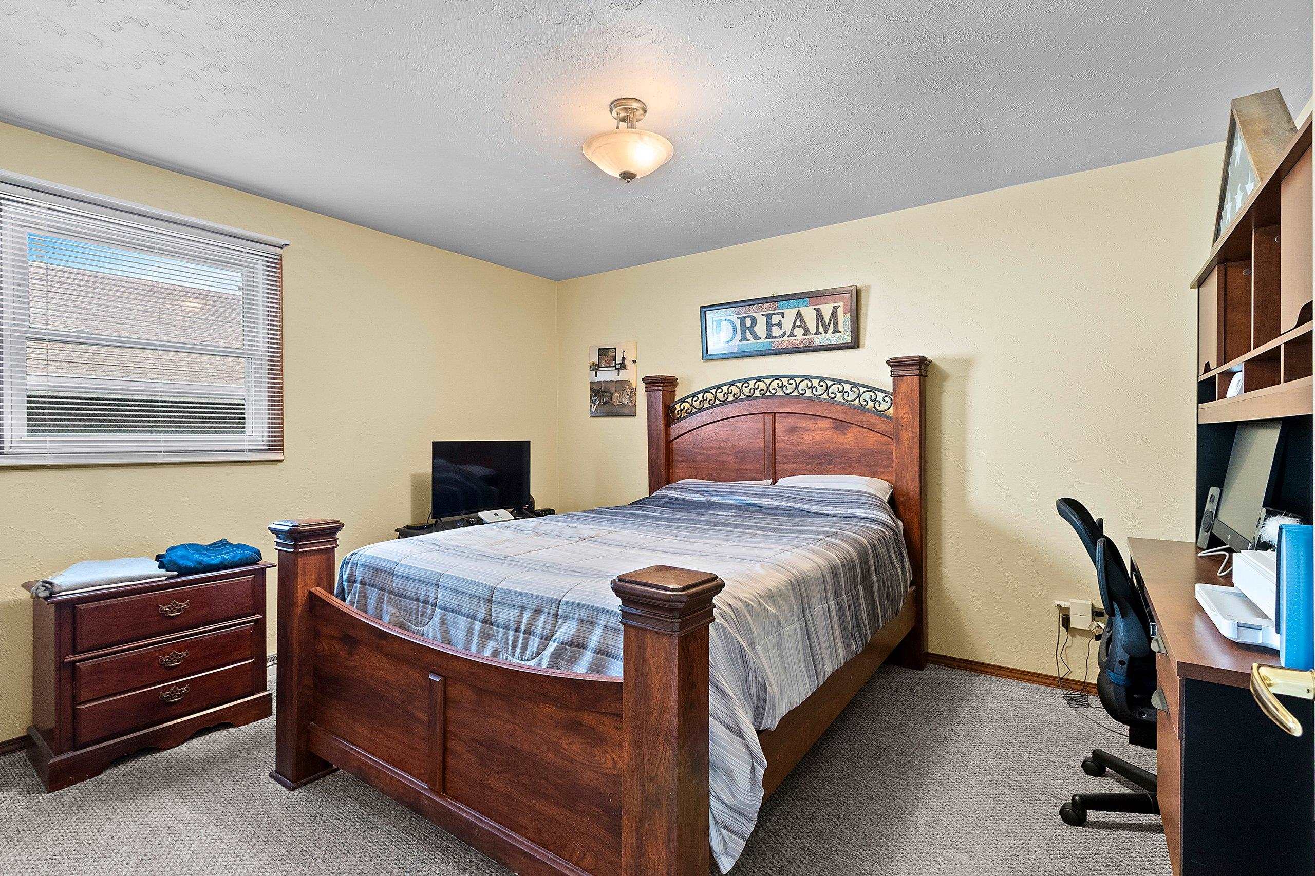 2796 Cormier Road Green Bay, WI 54313 - Photo 14 of 62