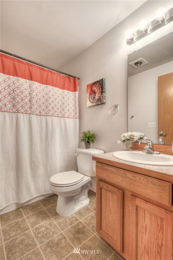 617 Southwest 4th Place, Unit 4 Renton, WA 98057 - Photo 16 of 16