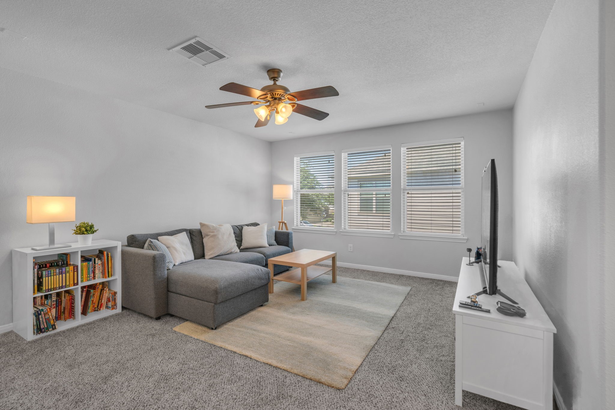 6427 Addlestone Ridge Lane Katy, TX 77494 - Photo 14 of 32 Spacious second-floor retreat with flexible living space.