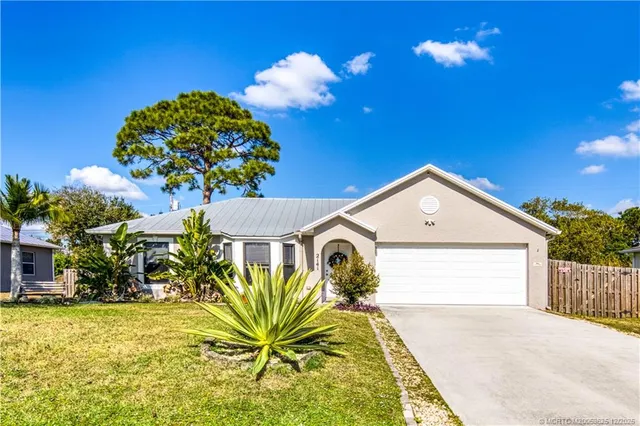 $2,500 | 2141 Southwest Janette Avenue, Port St. Lucie, FL 34953