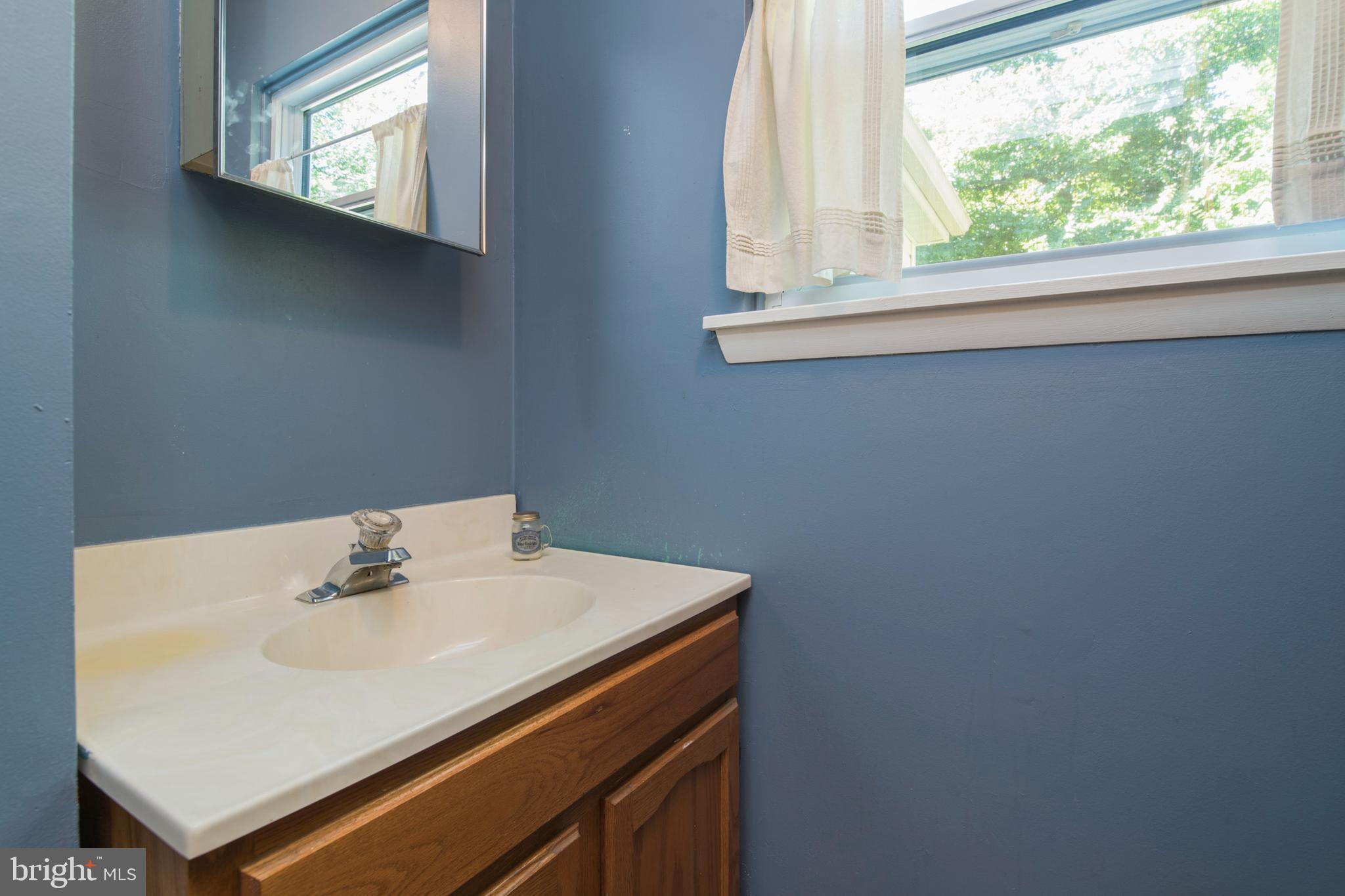 8136 Ridge Avenue Philadelphia, PA 19128 - Photo 34 of 49