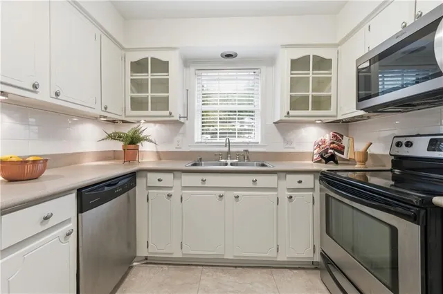 $210,000 | 73 Montre Square Northwest, Atlanta, GA 30327