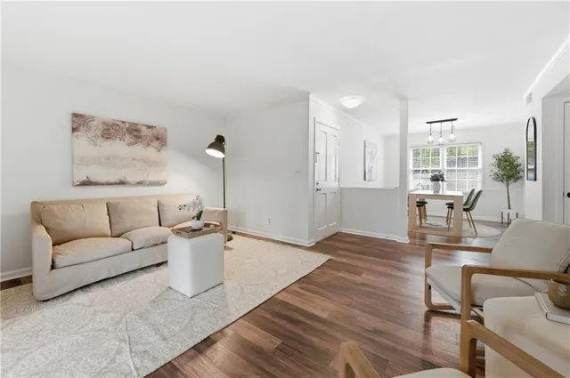 $210,000 | 73 Montre Square Northwest, Atlanta, GA 30327