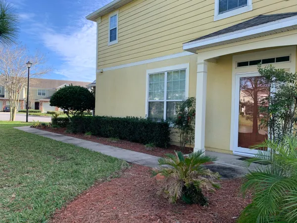 $2,200 | 6852 Woody Vine Drive, Jacksonville, FL 32258
