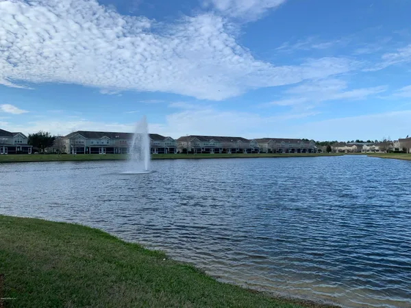 $2,200 | 6852 Woody Vine Drive, Jacksonville, FL 32258