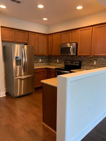 $2,200 | 6852 Woody Vine Drive, Jacksonville, FL 32258
