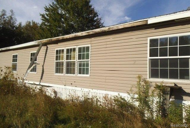 2600 North Alamando Road Coleman, MI 48618 - Photo 2 of 3 899019372 Rear view.jpg