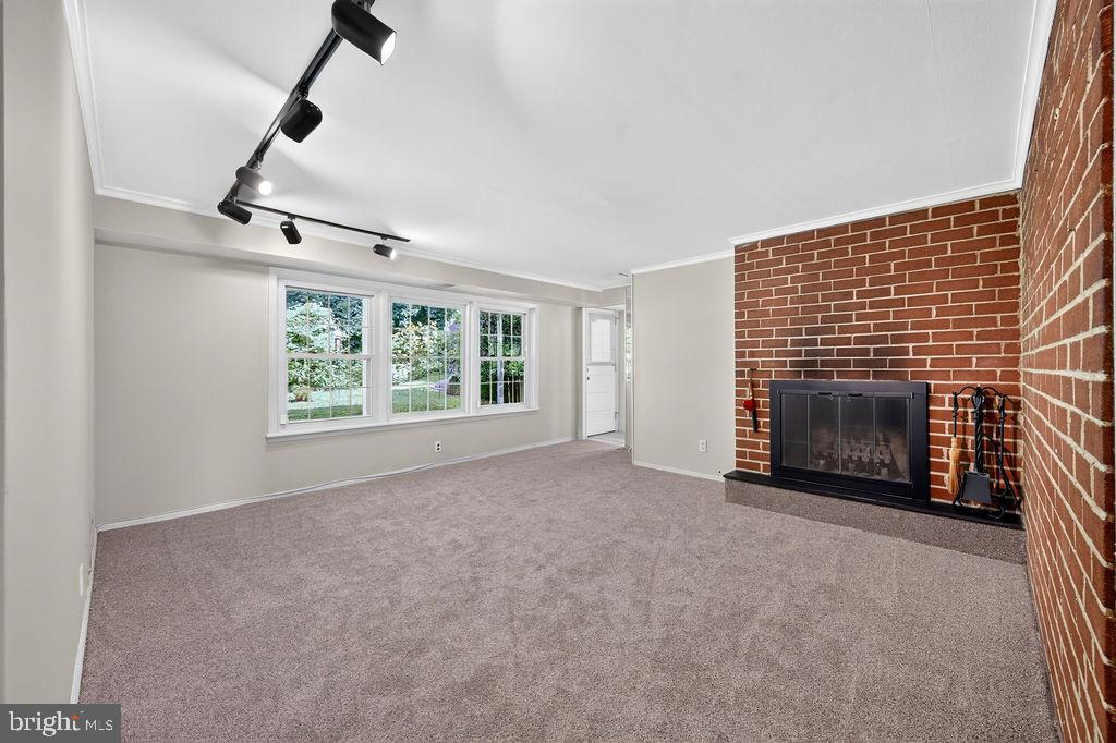 840 Pembroke Road Rydal, PA 19046 - Photo 35 of 49 Gallery Image 35