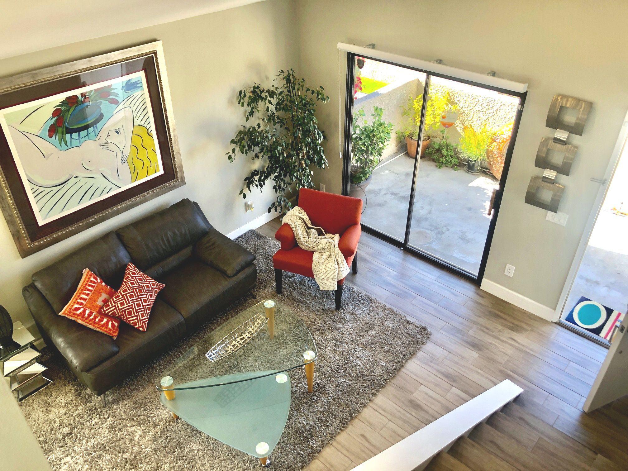 34374 Laura Way Rancho Mirage, CA 92270 - Photo 9 of 26 living room