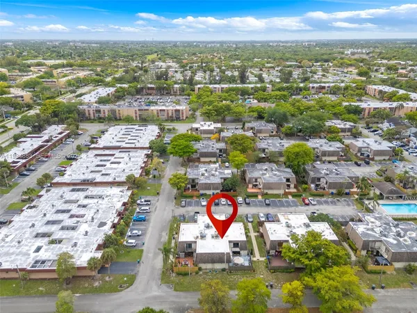 $309,900 | 8106 Southwest 23rd Street, Unit 28A, North Lauderdale, FL 33068