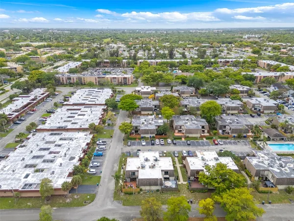 $309,900 | 8106 Southwest 23rd Street, Unit 28A, North Lauderdale, FL 33068