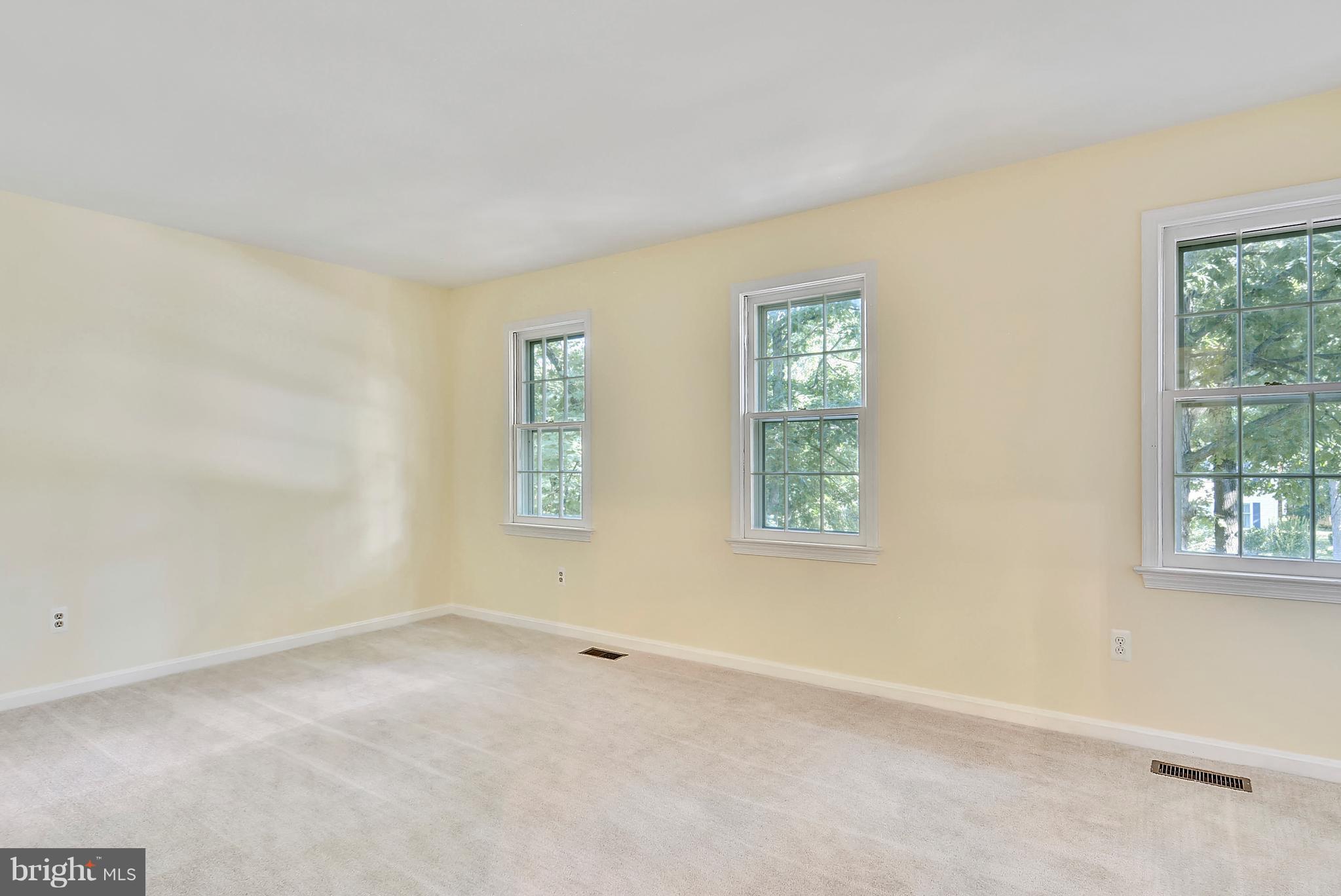 4 Carrollton Road Sterling, VA 20165 - Photo 16 of 28 Bedroom