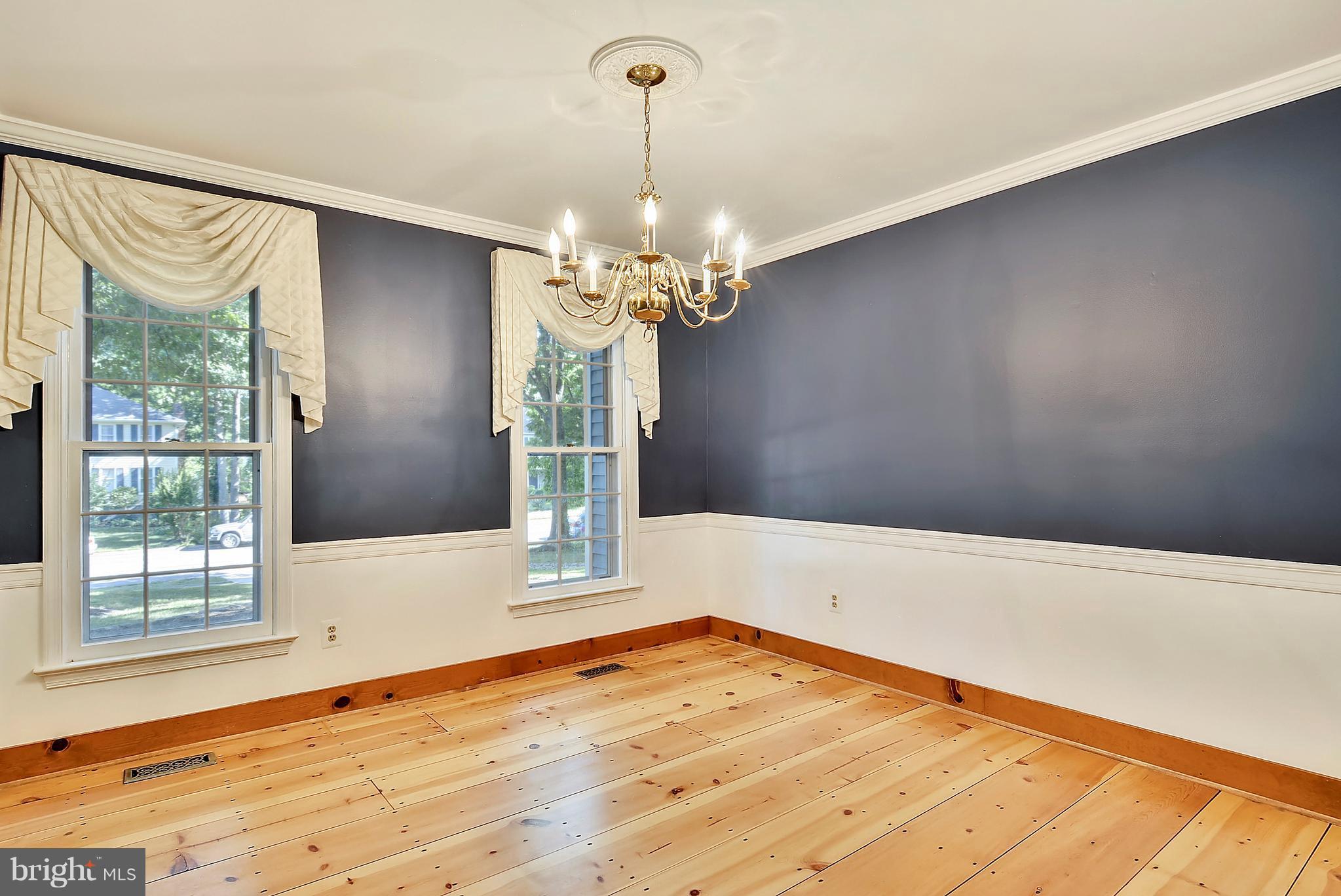 4 Carrollton Road Sterling, VA 20165 - Photo 5 of 28 Dining Room