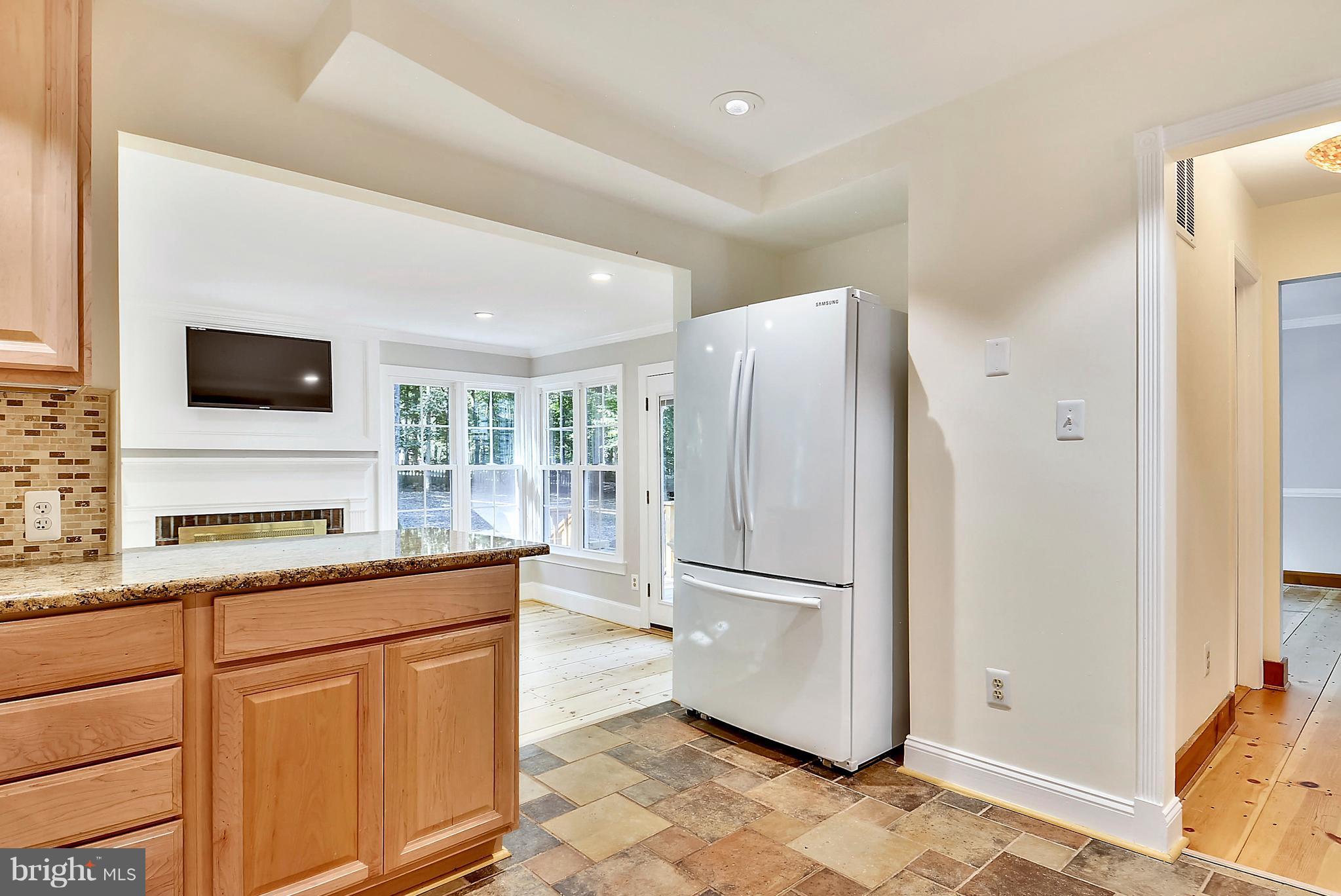 4 Carrollton Road Sterling, VA 20165 - Photo 8 of 28 Kitchen