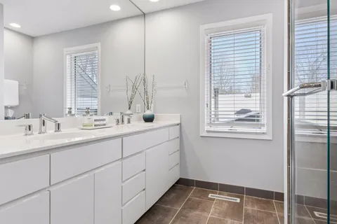 $790,000 | 4633 Bayswater Road, Shorewood, MN 55331