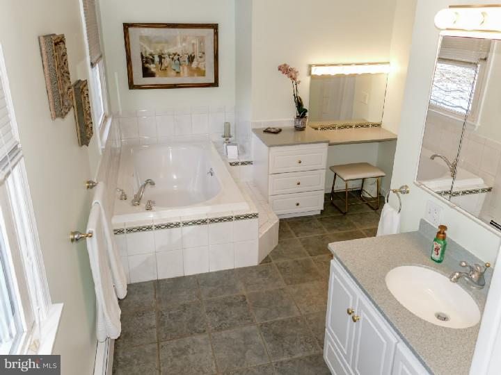 4455 Jenny Road Doylestown, PA 18902 - Photo 17 of 25