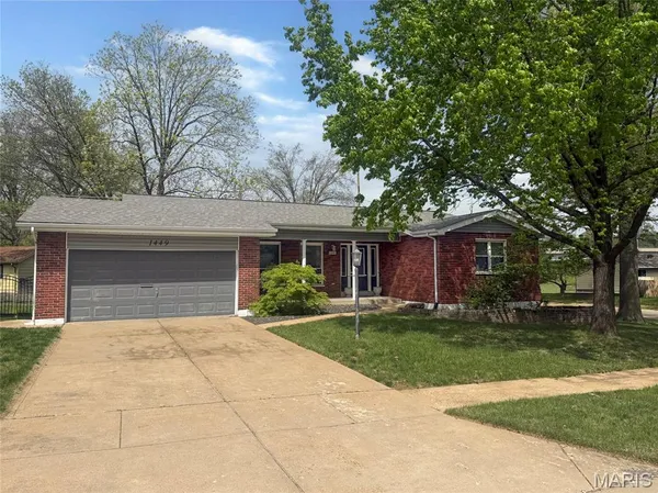 $275,000 | 1449 Friar Tuck Lane, St. Louis, MO 63125