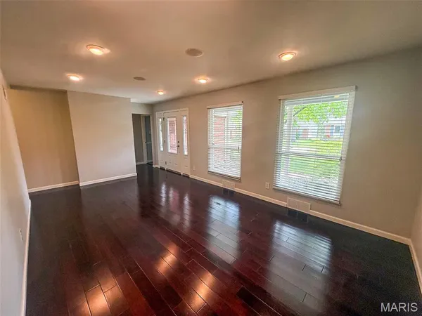 $275,000 | 1449 Friar Tuck Lane, St. Louis, MO 63125