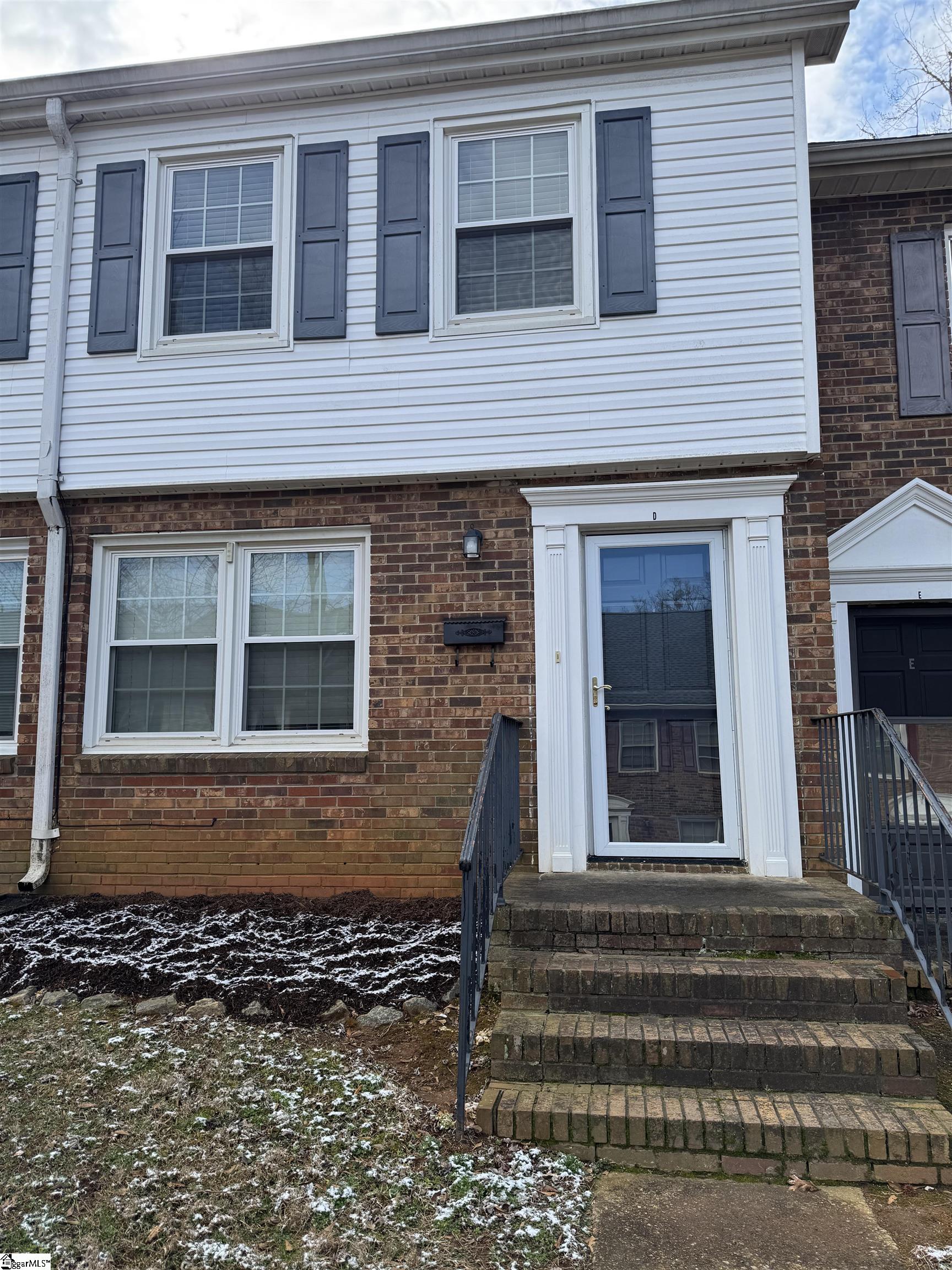 1438 Dover Road Spartanburg, SC 29301 - Photo 1 of 8 Gallery Image 1
