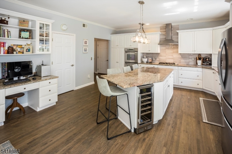 2 Fieldcrest Road Chester, NJ 07930 - Photo 18 of 47