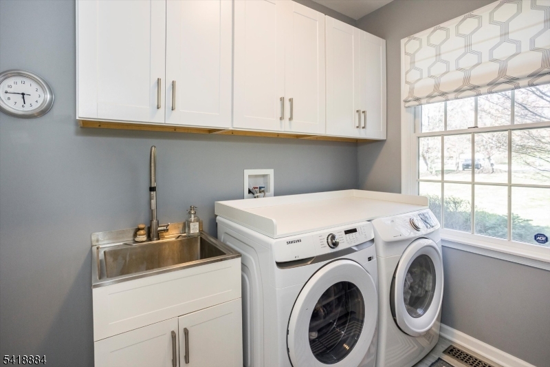 2 Fieldcrest Road Chester, NJ 07930 - Photo 24 of 47