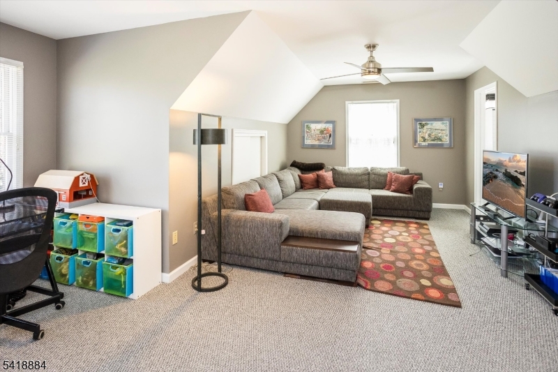 2 Fieldcrest Road Chester, NJ 07930 - Photo 35 of 47