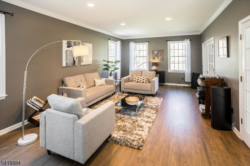 2 Fieldcrest Road Chester, NJ 07930 - Photo 10 of 47