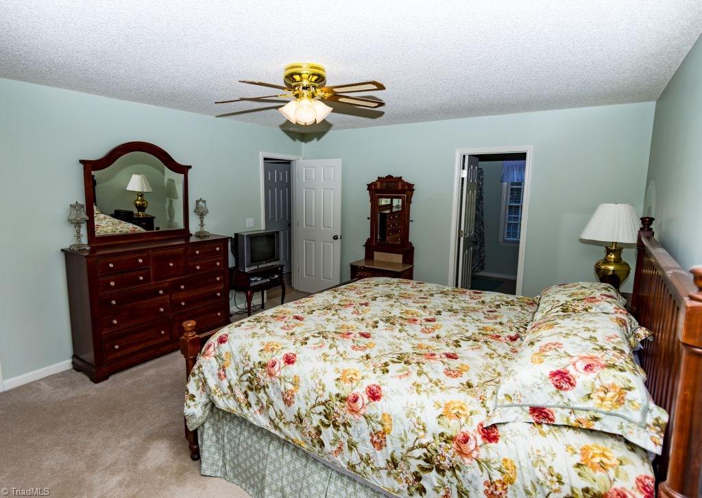 6948 Bridgewood Road Clemmons, NC 27012 - Photo 12 of 23 Master Bedroom