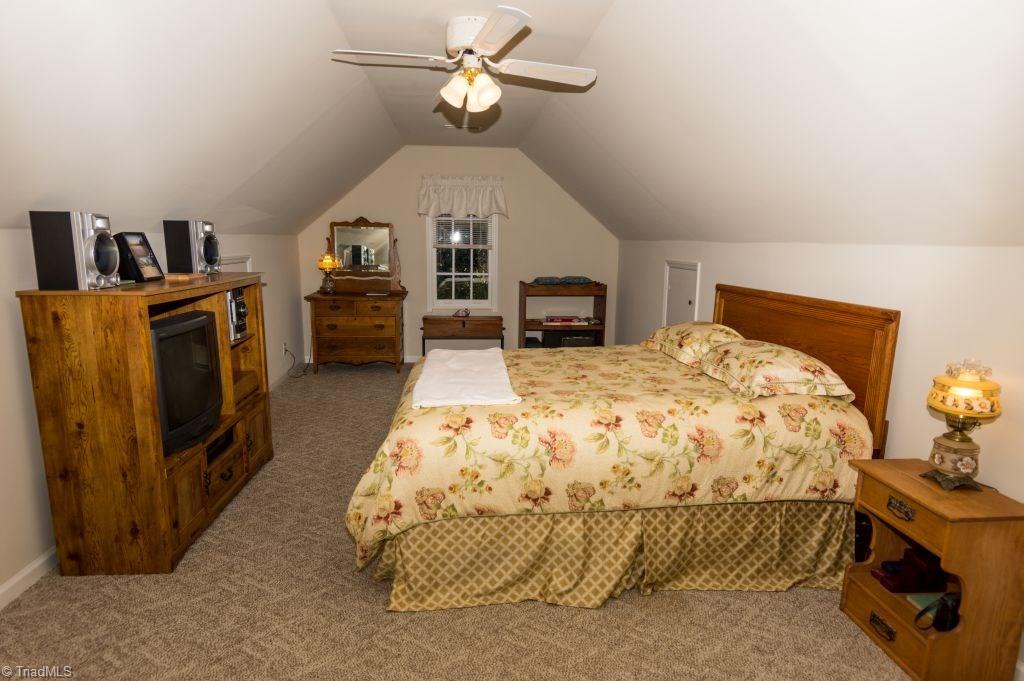 6948 Bridgewood Road Clemmons, NC 27012 - Photo 18 of 23 Fourth Bedroom/Bonus Room
