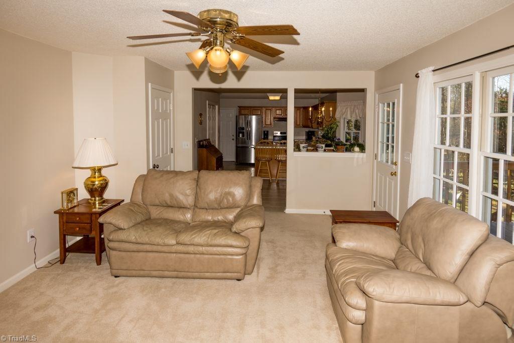 6948 Bridgewood Road Clemmons, NC 27012 - Photo 5 of 23 Family Room looking into Breakfast Room and Kitchen