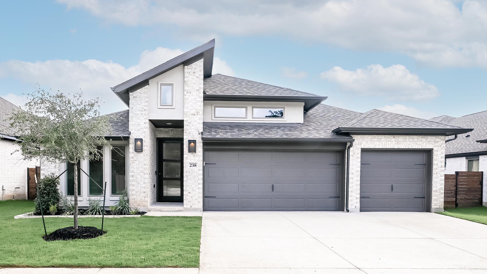 238 Melody Road Lockhart, TX 78644 - Photo 2 of 27