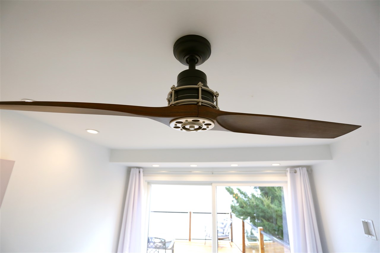 7784 East Shore Road Traverse City, MI 49686 - Photo 51 of 82 1881484-50.JPG