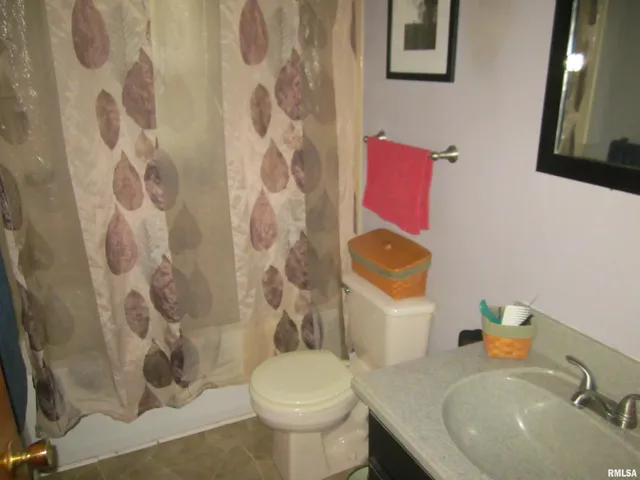 $184,900 | 22106 East 1200th Road North, Easton, IL 62633