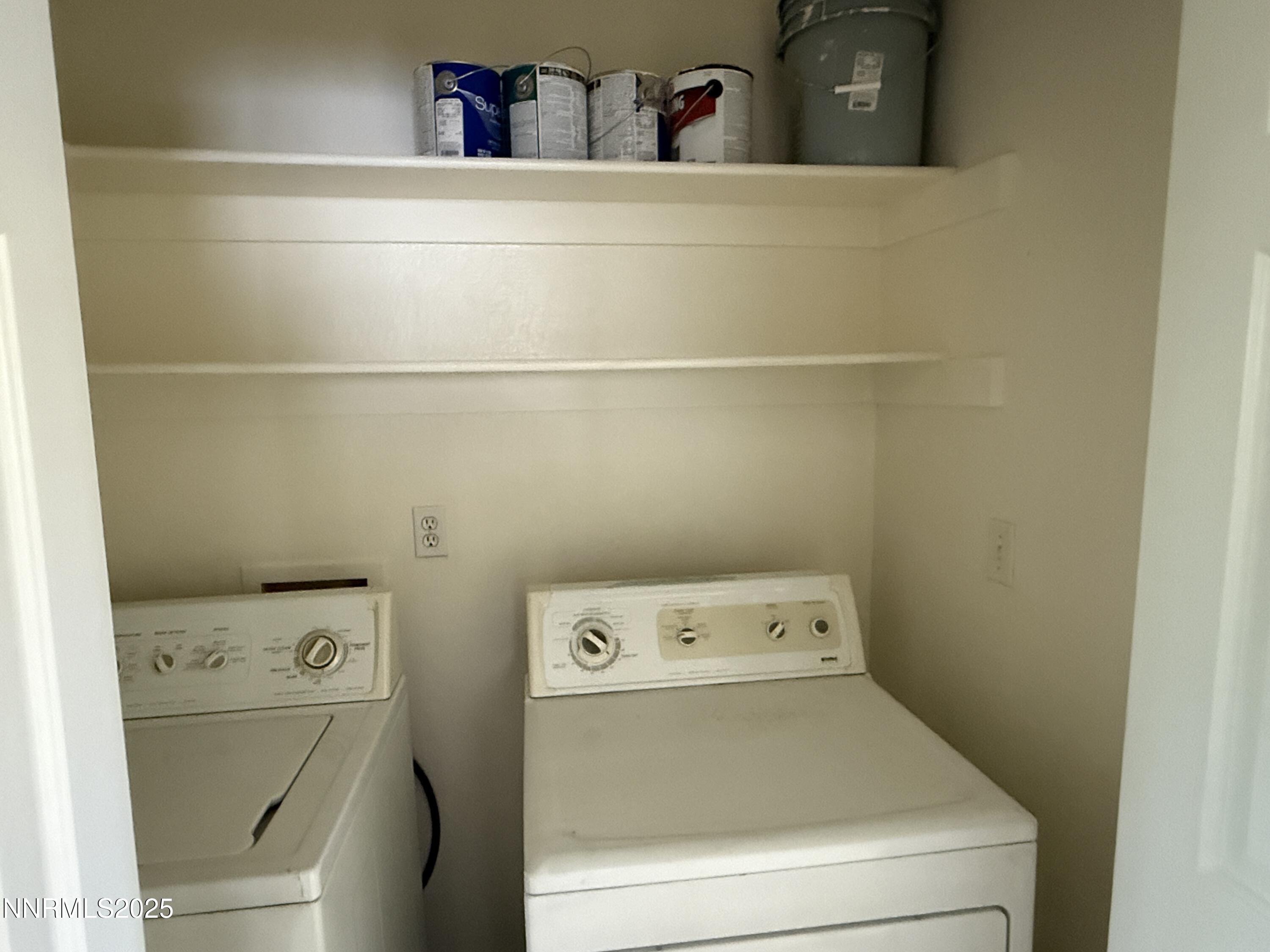 506 East Taylor Street Reno, NV 89502 - Photo 9 of 12 a utility room with dryer and washer