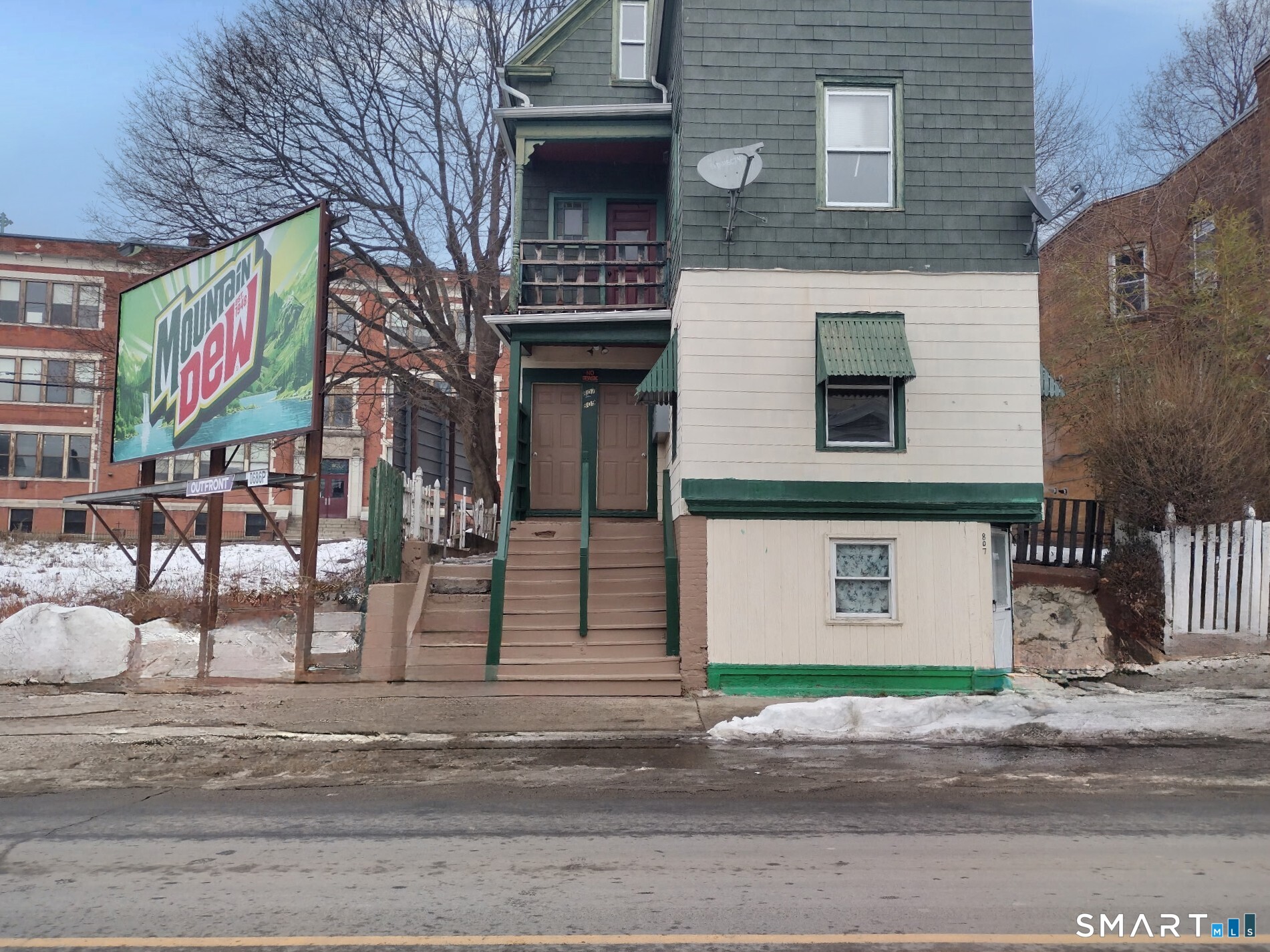 807 East Main Street Waterbury, CT 06705 - Photo 8 of 15