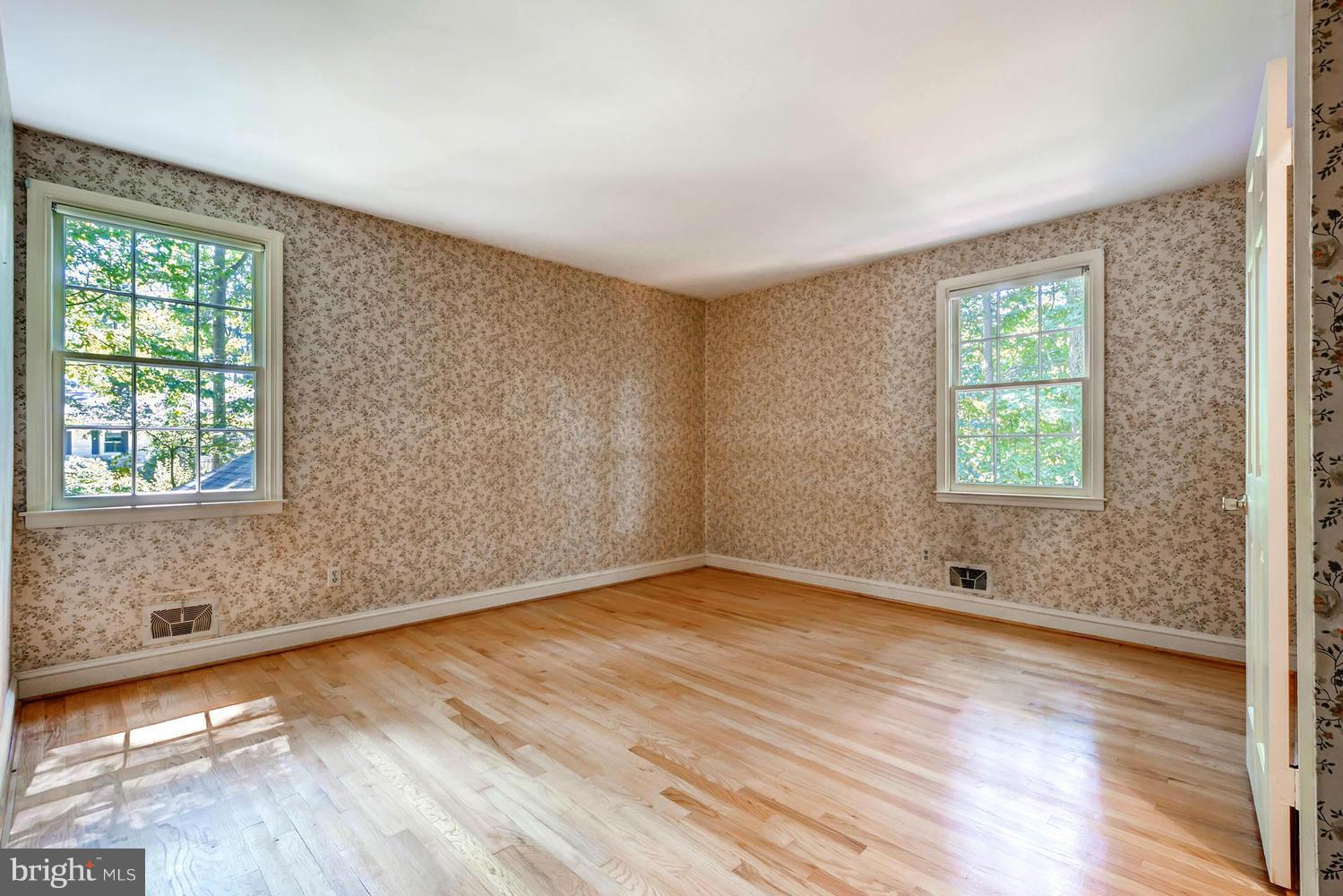 731 Chapel Ridge Road Lutherville-Timonium, MD 21093 - Photo 17 of 30 Bedroom