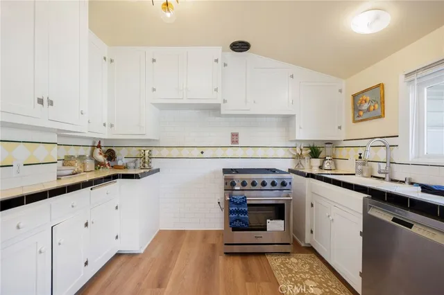 $749,900 | 1005 Roswell Avenue, Long Beach, CA 90804