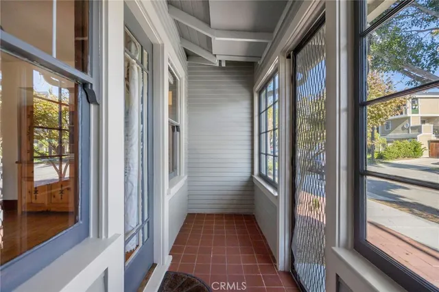 $749,900 | 1005 Roswell Avenue, Long Beach, CA 90804