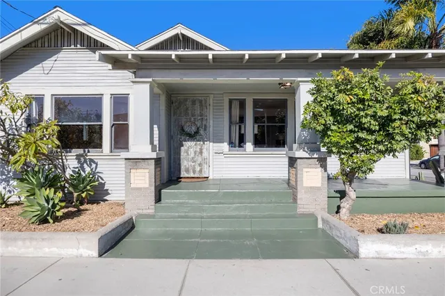 $749,900 | 1005 Roswell Avenue, Long Beach, CA 90804