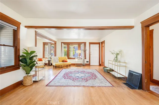 $749,900 | 1005 Roswell Avenue, Long Beach, CA 90804