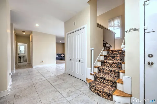 $999,900 | 30 Stonewall Lane, Monroe, CT 06468