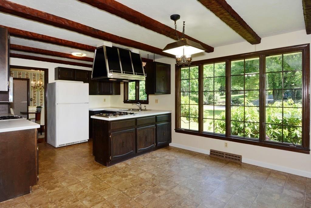 36 Hundreds Road Westborough, MA 01581 - Photo 10 of 30 Gallery Image 10