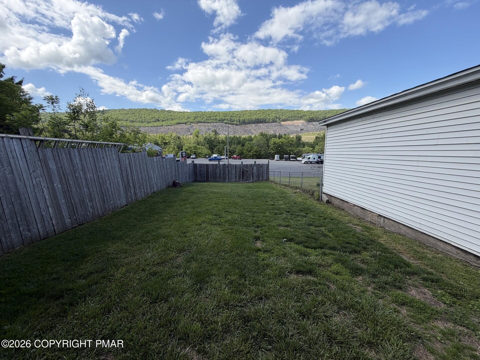 129 East Ridge Street Coaldale, PA 18218 - Photo 34 of 35 4508a4f2-64f3-49f7-8a68-1475d673dffe