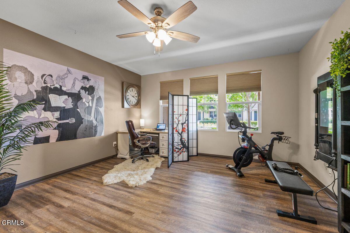 3004 Moonlight Park Avenue Oxnard, CA 93036 - Photo 12 of 28 a living room with furniture and a window