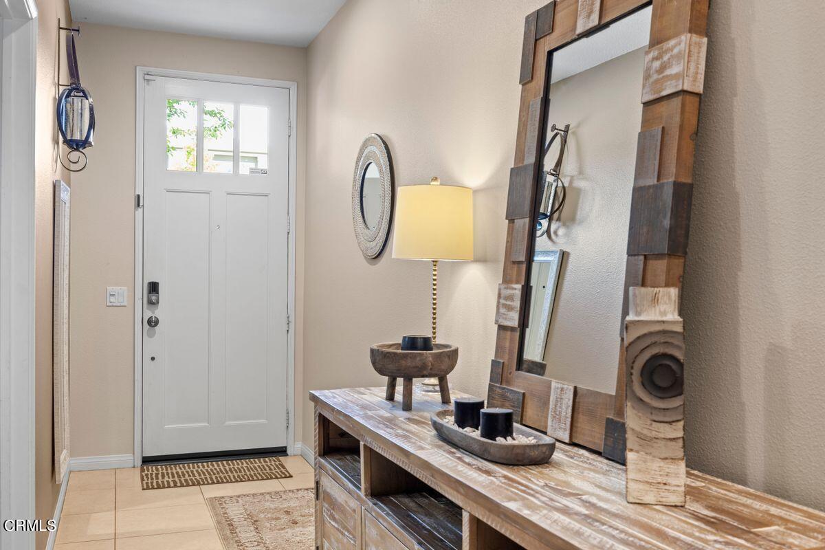 3004 Moonlight Park Avenue Oxnard, CA 93036 - Photo 15 of 28 a room with two washing machine and wooden floor