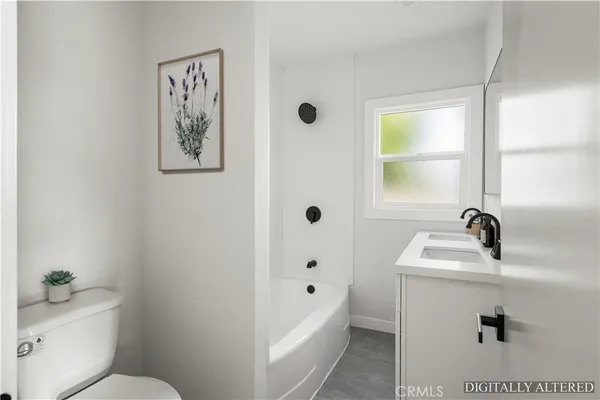 $849,000 | 501 South Pearl Avenue, Compton, CA 90221
