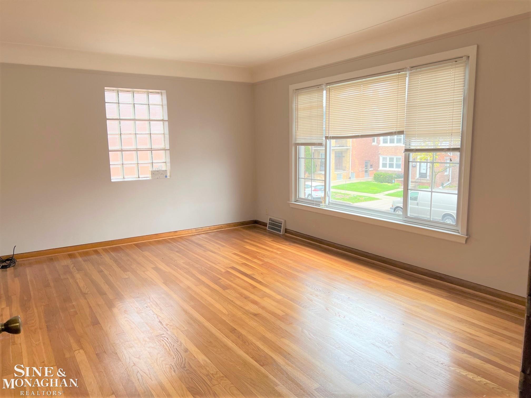 1353 Somerset Avenue Grosse Pointe, MI 48230 - Photo 5 of 22