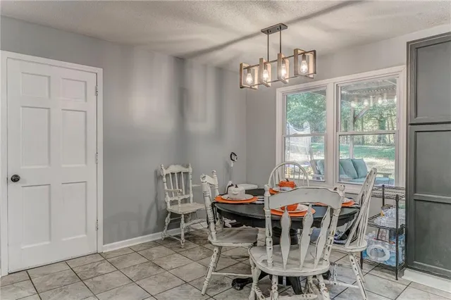 $265,000 | 453 Chatsworth Highway 225 Northeast, Calhoun, GA 30701